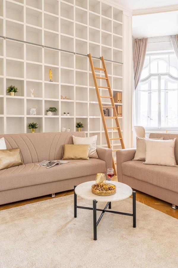 Matilda Luxury Suite Apartment Budapest Luaran gambar