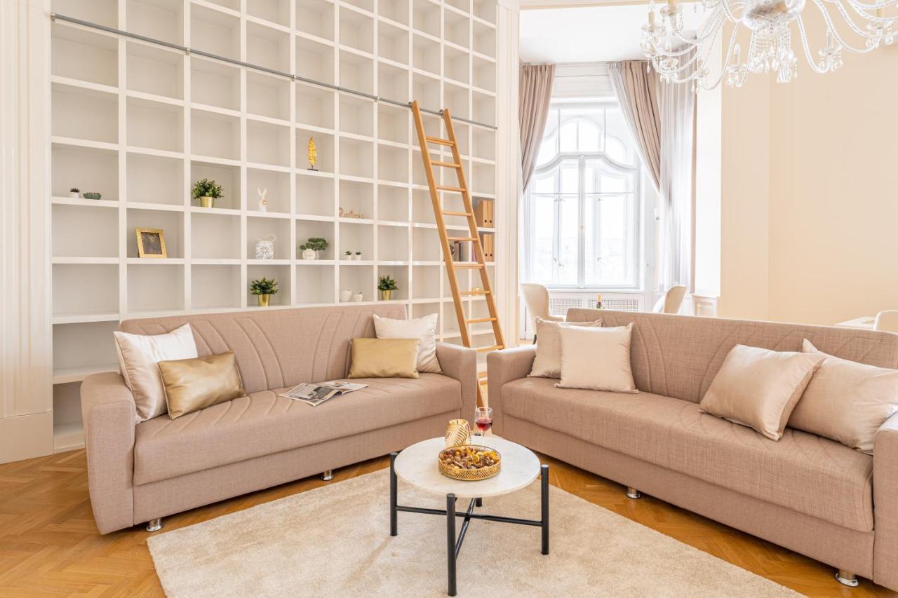Matilda Luxury Suite Apartment Budapest Luaran gambar