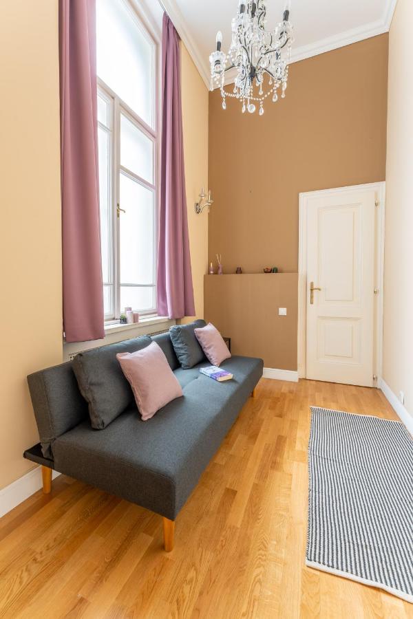 Matilda Luxury Suite Apartment Budapest Luaran gambar
