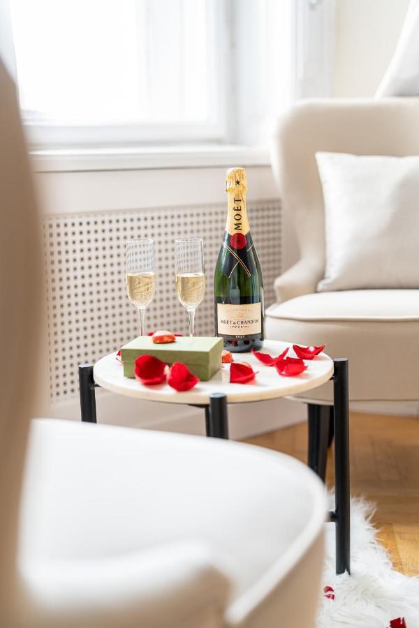 Matilda Luxury Suite Apartment Budapest Luaran gambar